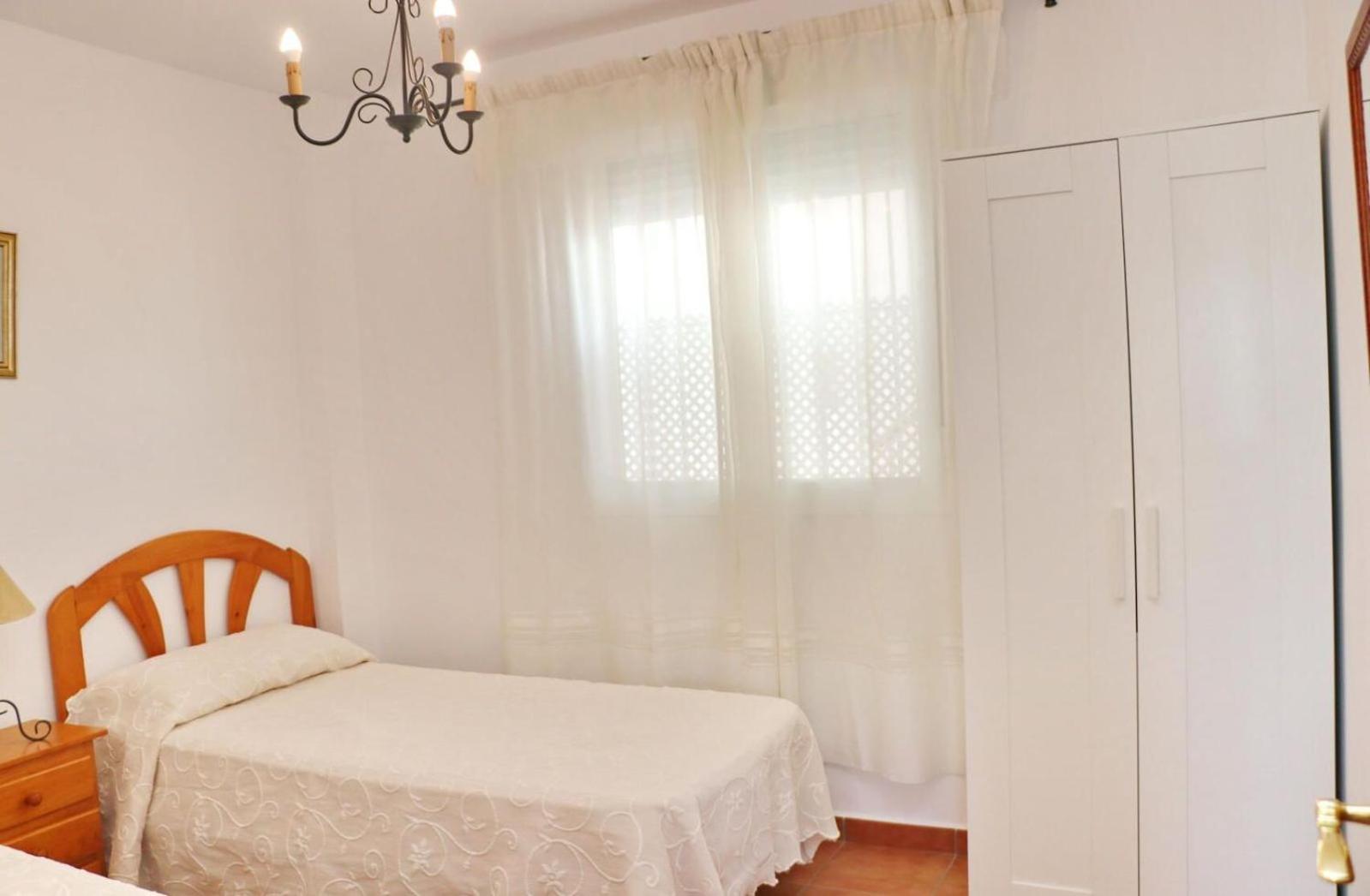 Apartamento Vistas Al Parque Conil De La Frontera Luaran gambar
