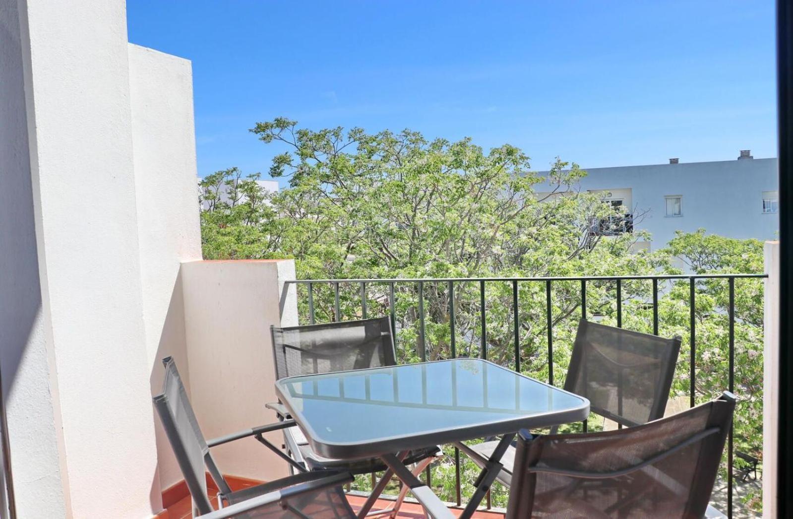 Apartamento Vistas Al Parque Conil De La Frontera Luaran gambar